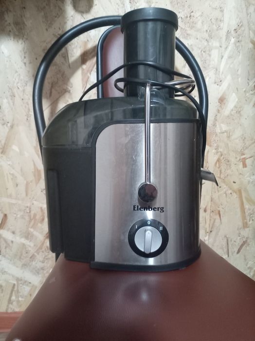 Соковыжималка б. У