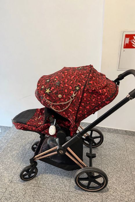 Пълен сет Cybex Priam 4 Rockstar Gold