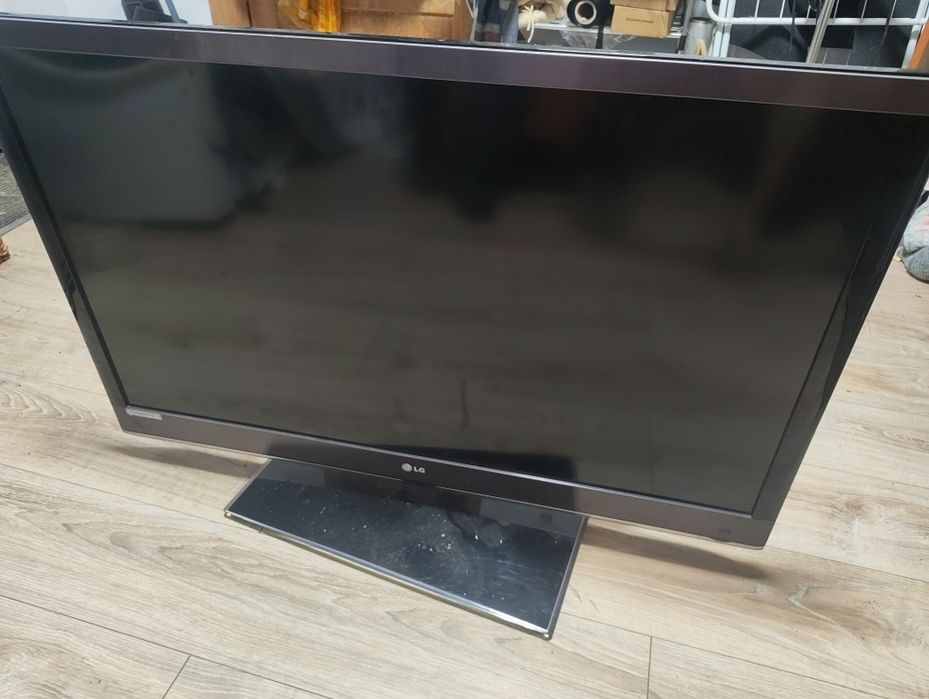 Телевизор LG42LW575S (В ремонт)