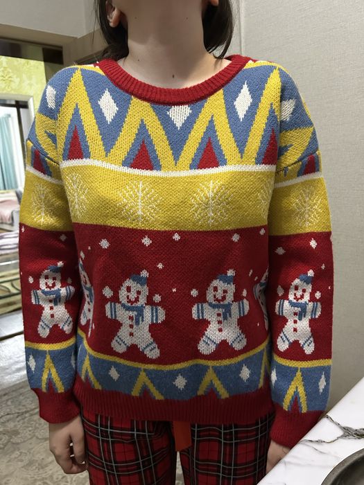 Свитер новогодний