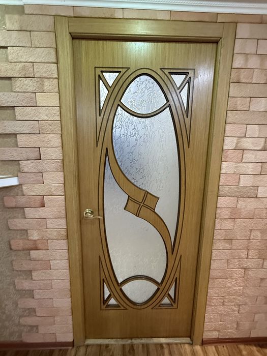 Дверь Прихожи сатылады срочно