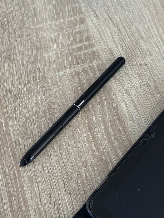 Samsung Galaxy Tab S4 (SM-T835) с писалка S-Pen и калъф с клавиатура