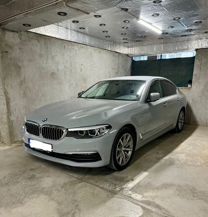 BMW Seria 5 G30 530e