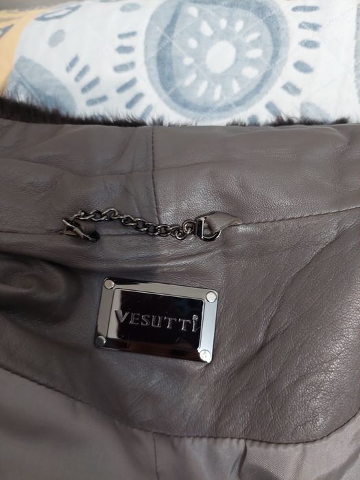 Шуба мутоновая стриженная.