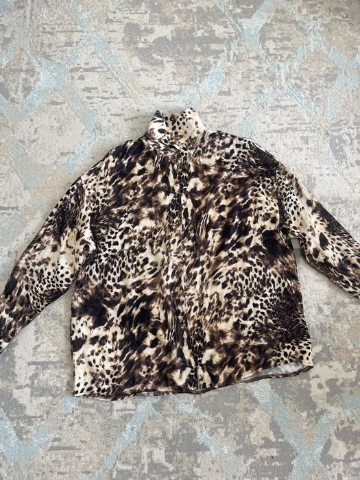 Турция в идеальном состоянии рубашка мягкая на пуговицах