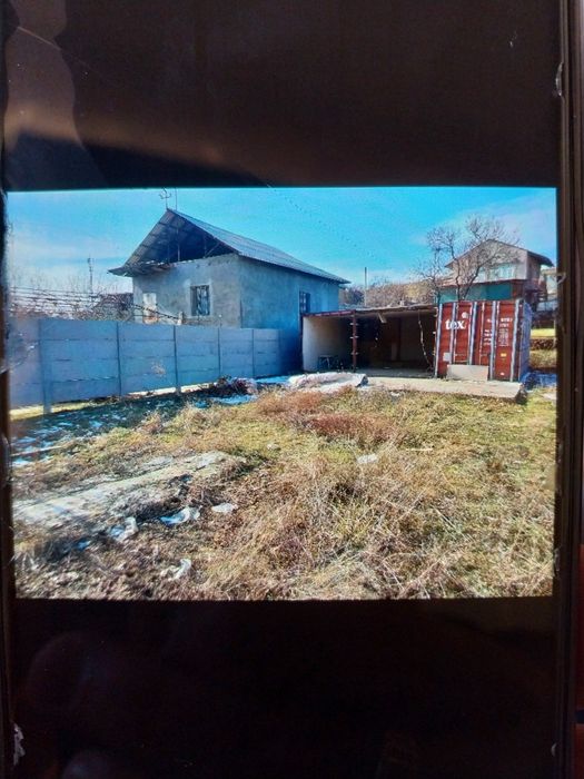 Продаётся 6 соток .сотиги 2500 уе дан