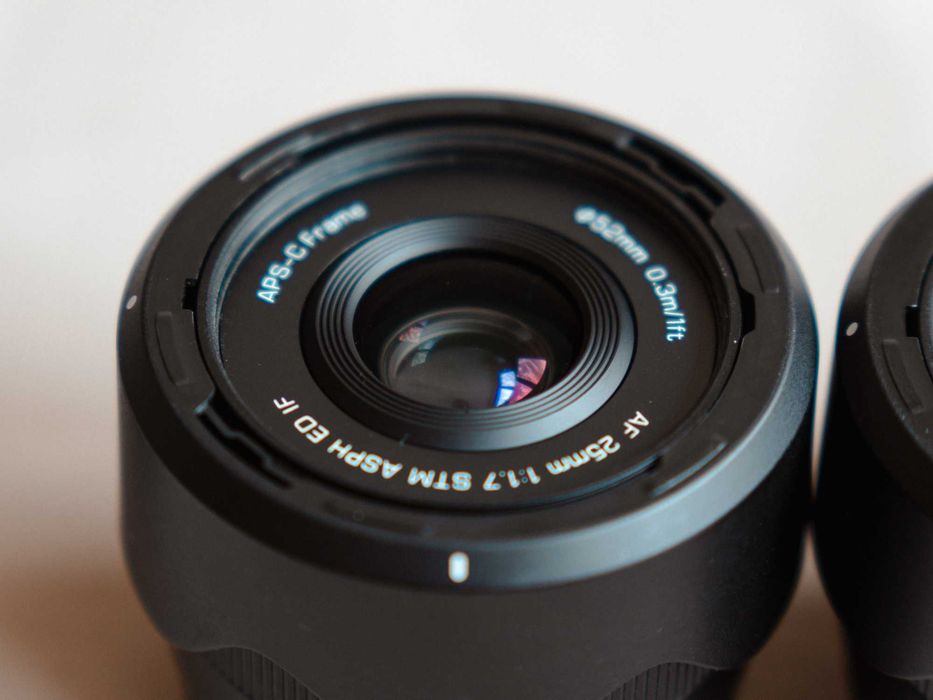 Обективи Viltrox 15mm, 25mm и 35mm f/1.7 за Sony E