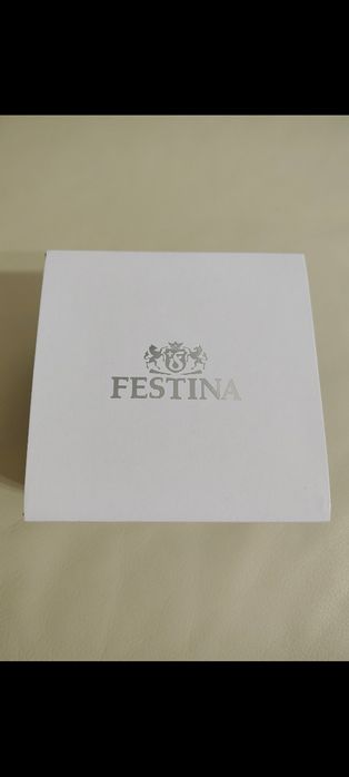 Vând ceas bărbătesc Festina automatic auriu nou