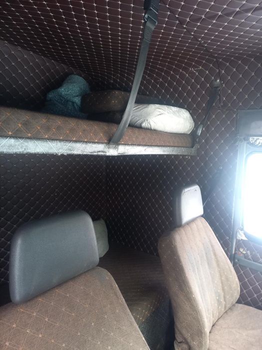 Продам мерседес 709D грузовоә