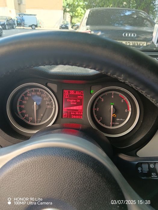 Vând Alfa Romeo 159