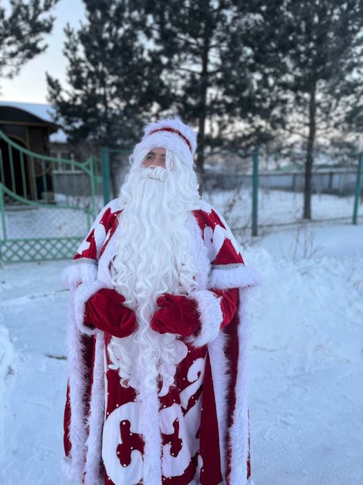 Дед Мороз и Снегурочка