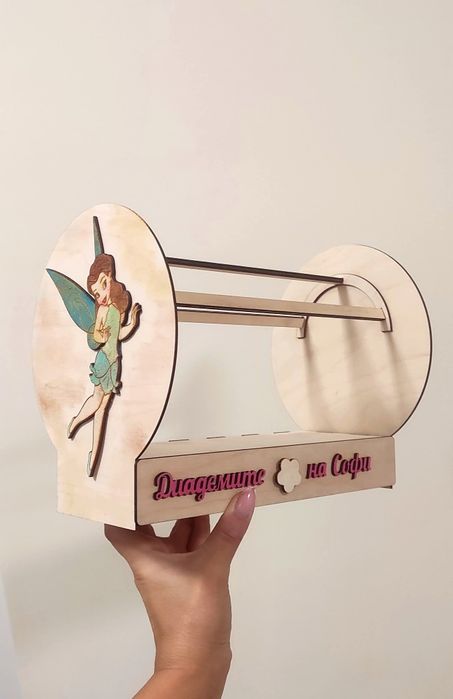 Поставка за диадеми