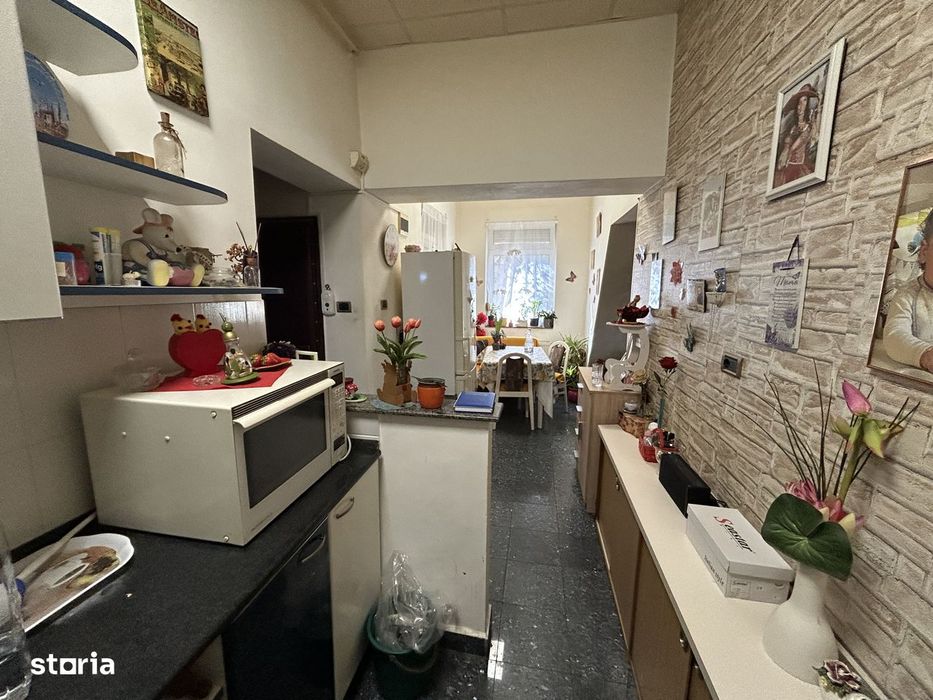 Vand apart.2 cam.st.70 mp.pe str.Prapogescu,pe mal.