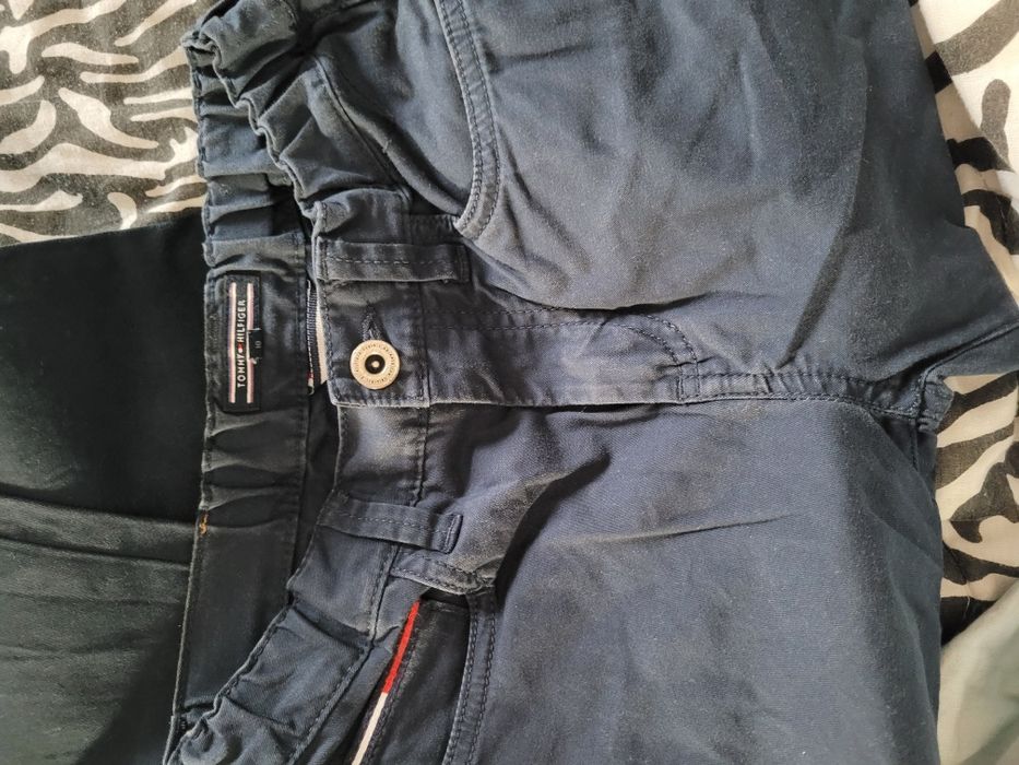 Pantaloni băieți scoala 10 ani Tommy