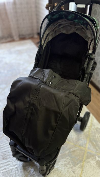 Коляска новая за 30000тг