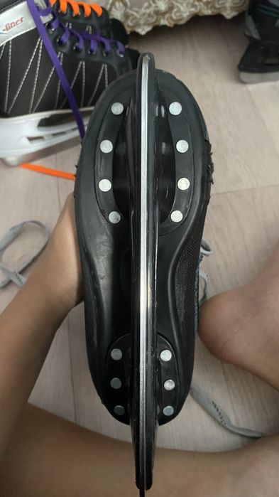 продам коньки нород сатпаев