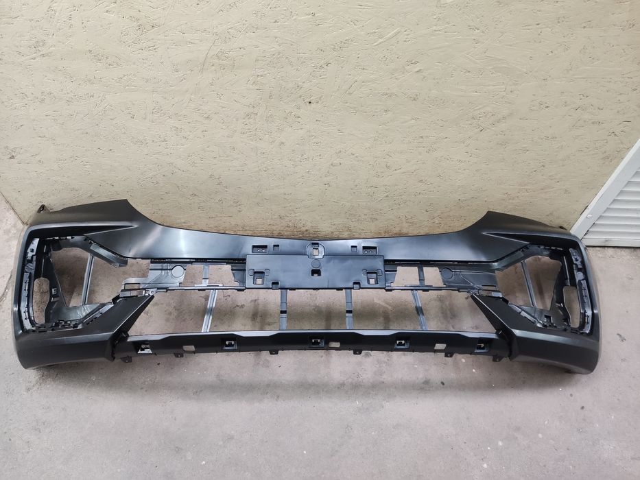 Бампер передний.Geely Monjaro