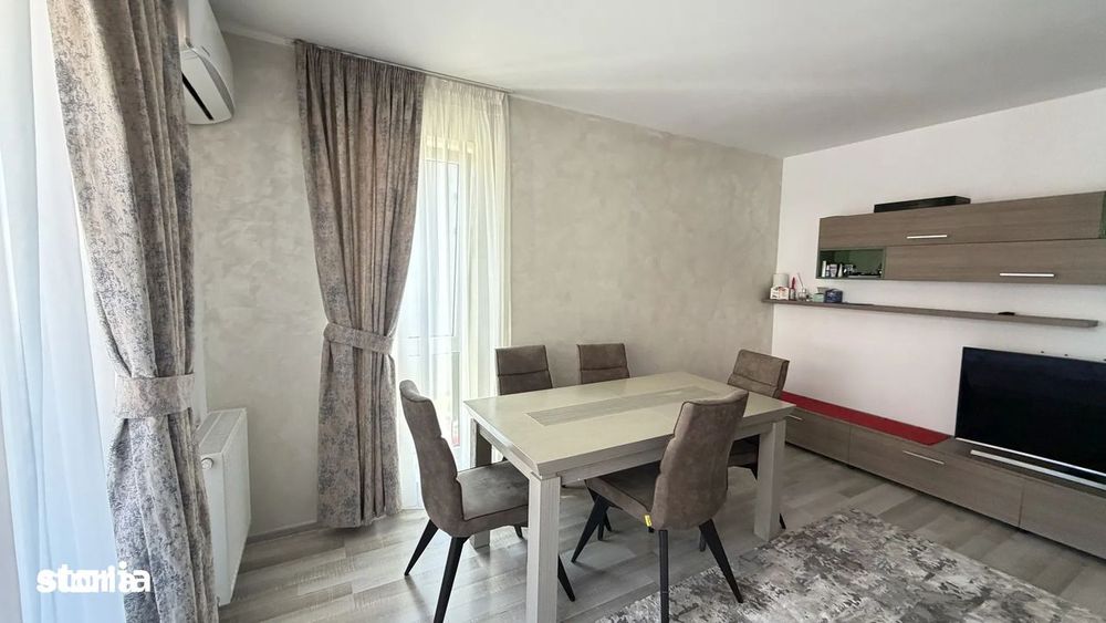 Apartament 2,5  camere, mobilat cu 2 balcoane