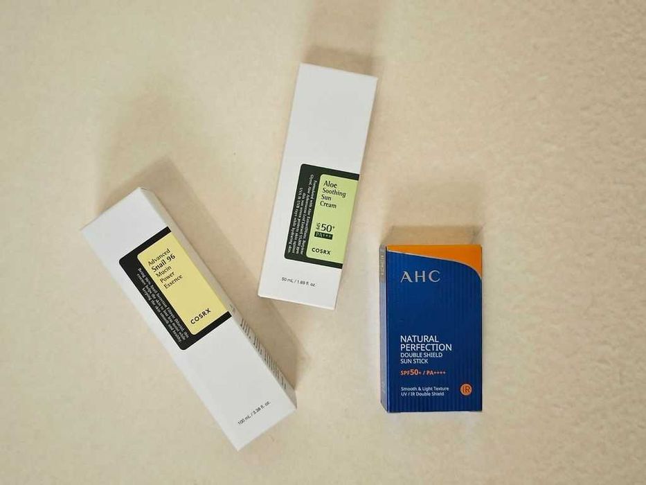 Корейска козметика + подарък ( COSRX и AHC)