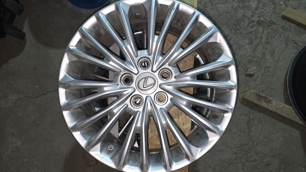 Продам диски на 17"