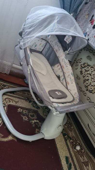 Шезлонг для новорождённых