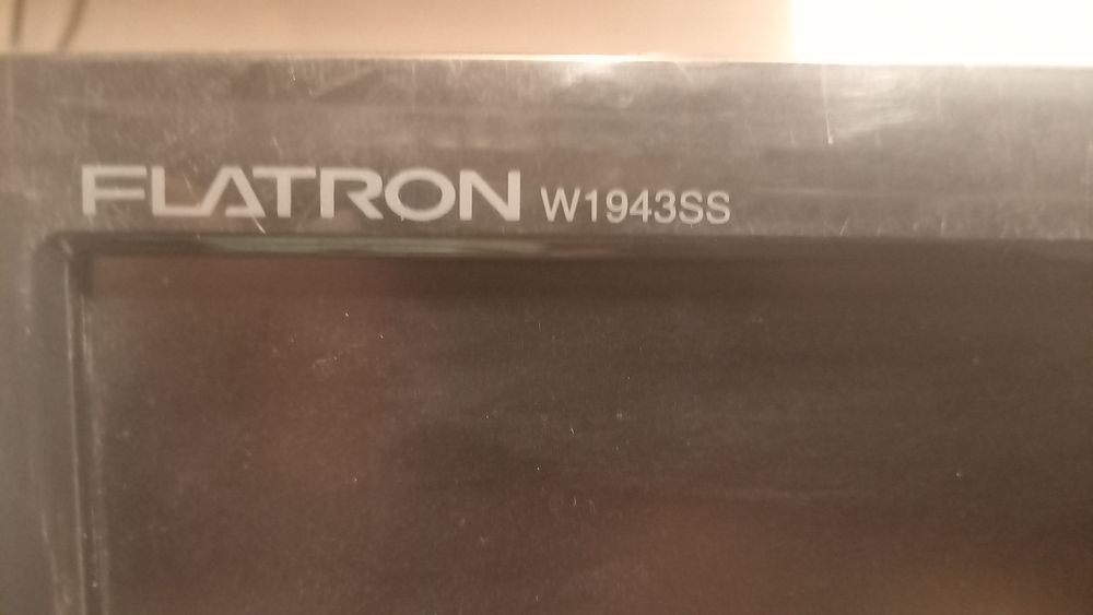 Монитор lg 19 продам