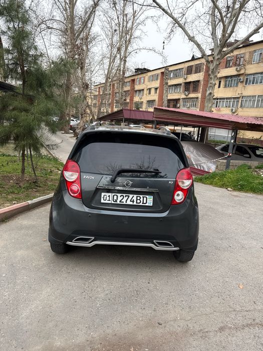 Машина Спарк 2018 года