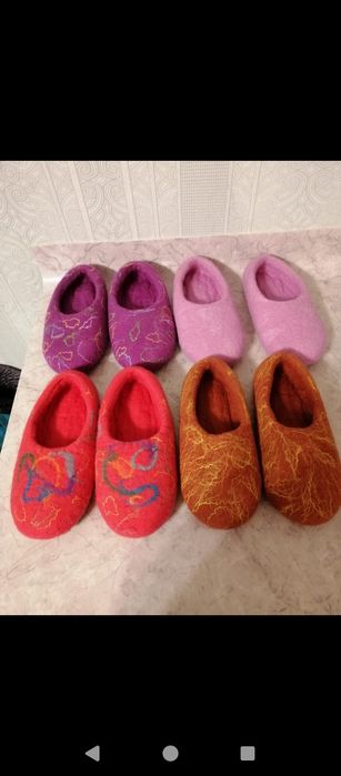 Войлочные домашние тапочки