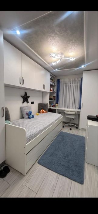 DIRECT PROPRIETAR!Apartament  3 camere modificat in 4,Comisia Centrala