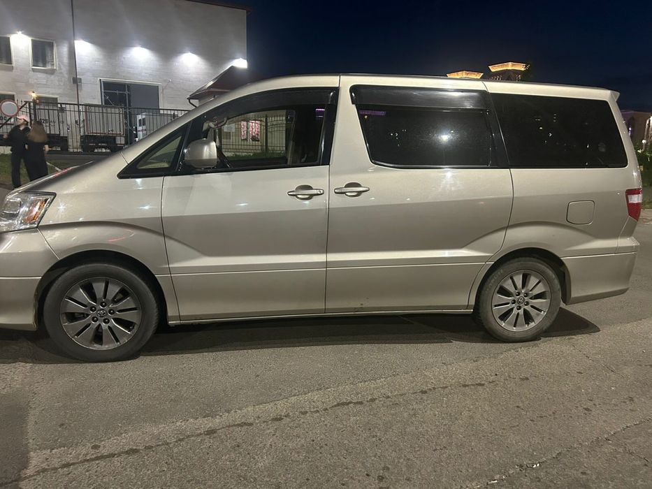 Продам Toyota Alphard
