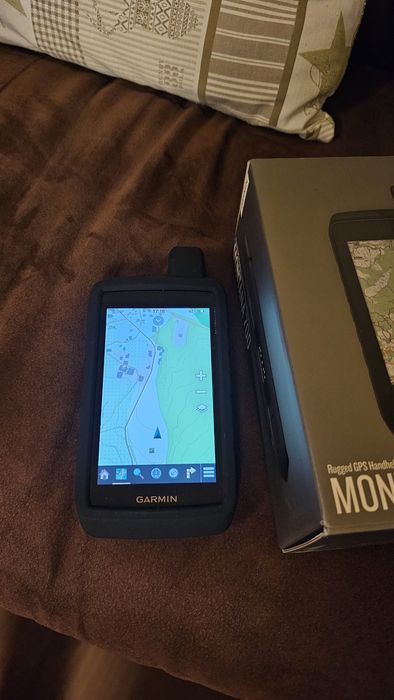 Garmin Montana 700