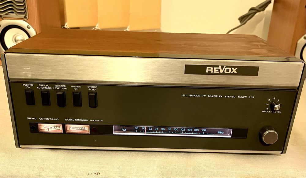Radio tuner Revox A76