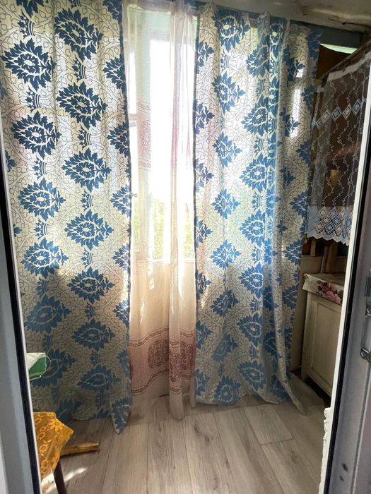 Сдам 2х ком Жангельдина 4 этаж