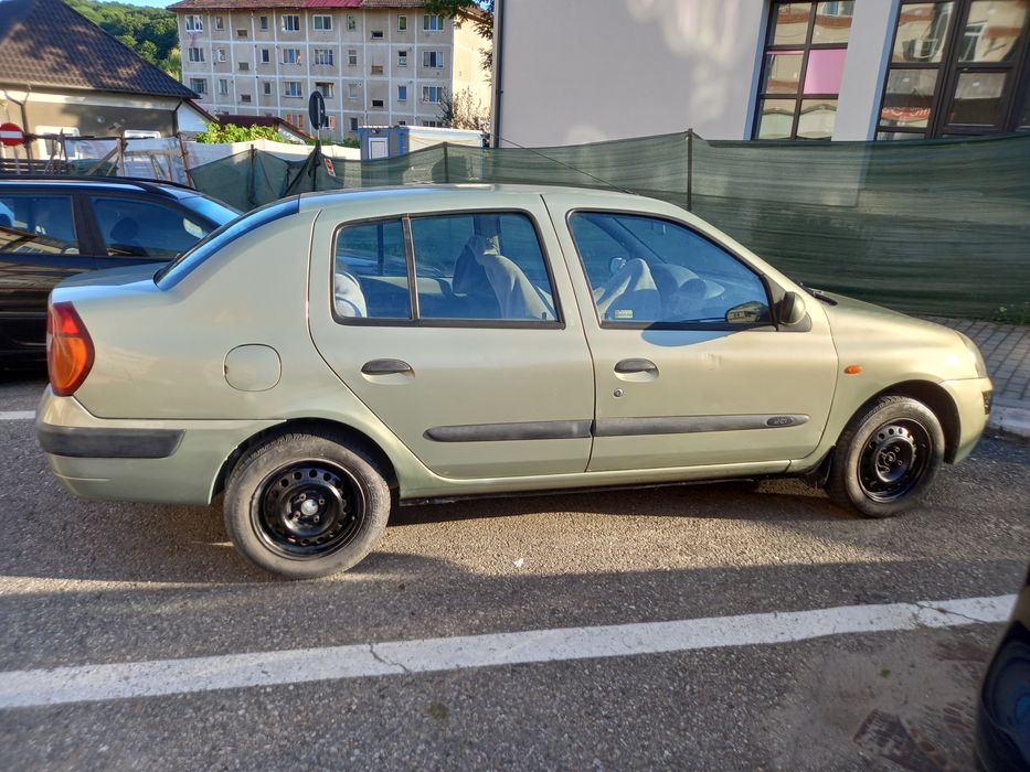 RENAULT Clio 2003 — imagine 4