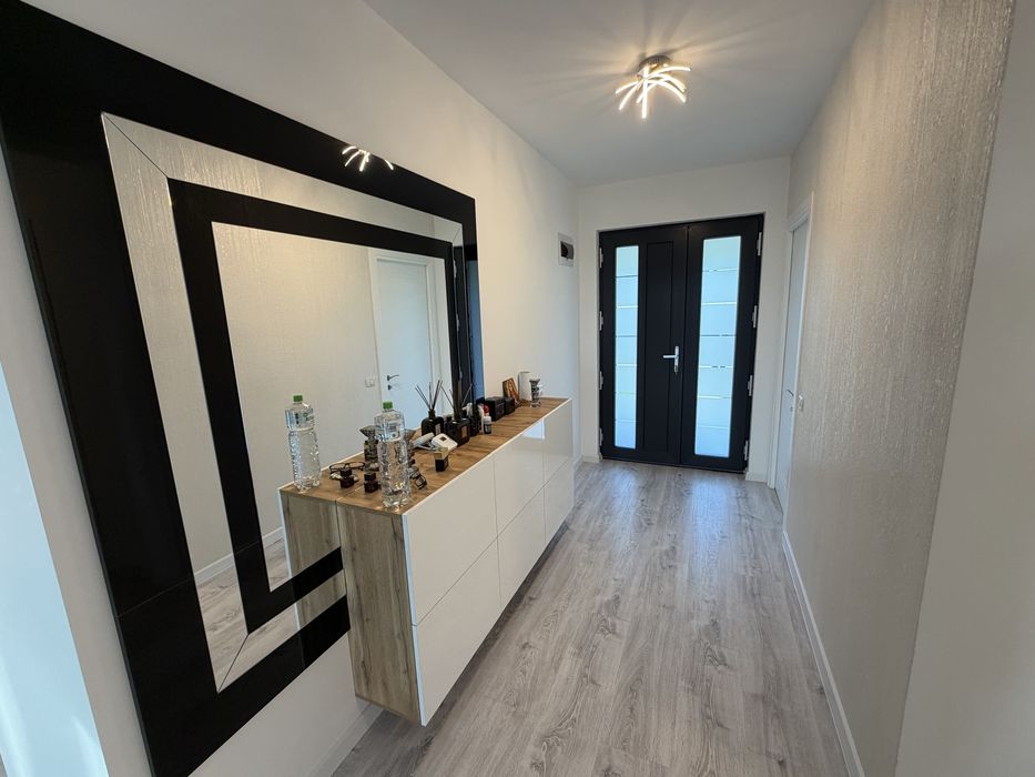 Vand casa/vila premium in Stefanestii Noi, cartier Bratieni