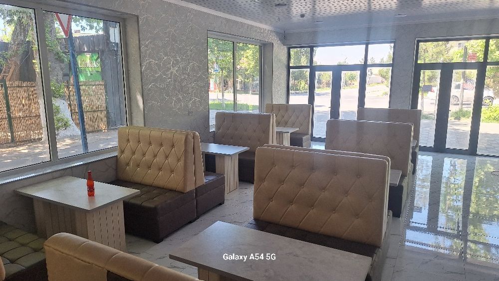 Мяхки мебел сотилади