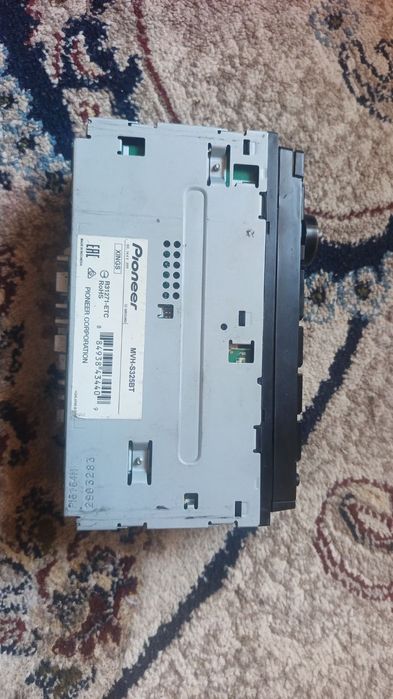 Pioneer MVH-S325BT