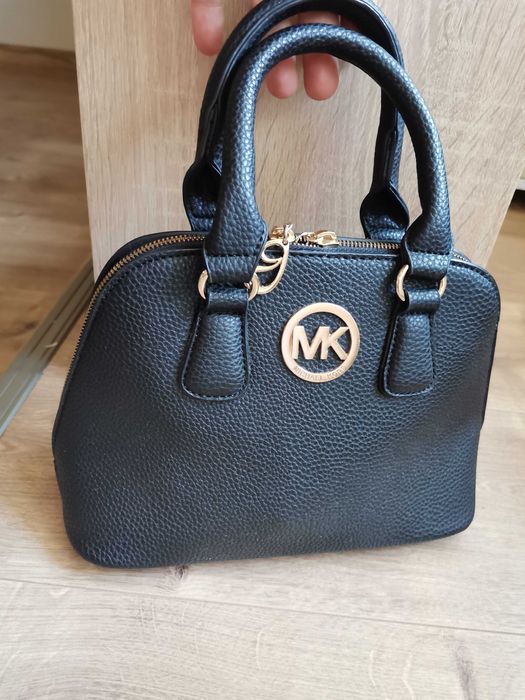 Дамска малка чанта