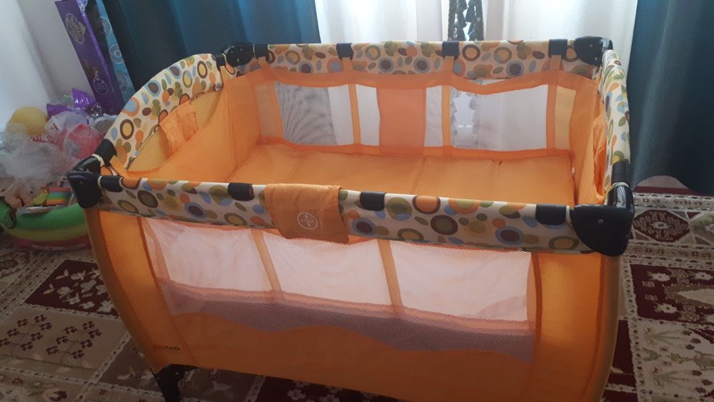 Манеж 20000 продам срочно