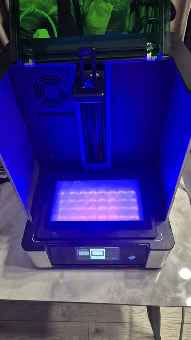 Imprimanta 3d pe rasina Uniformation GK Two