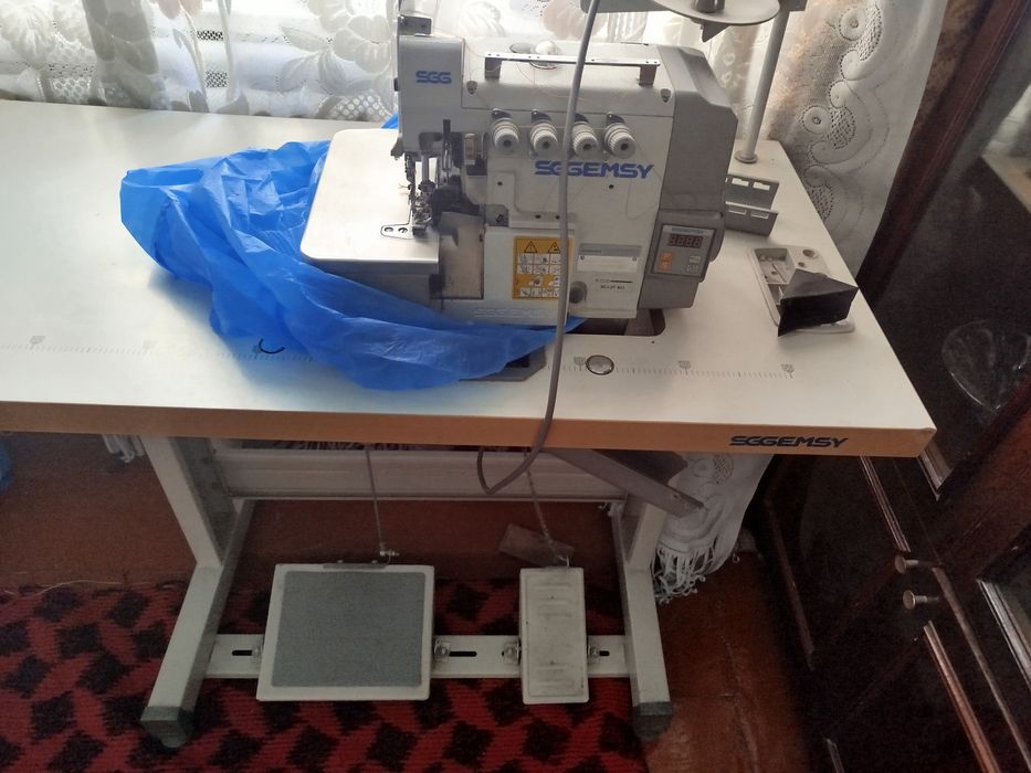 Швейные машинки..