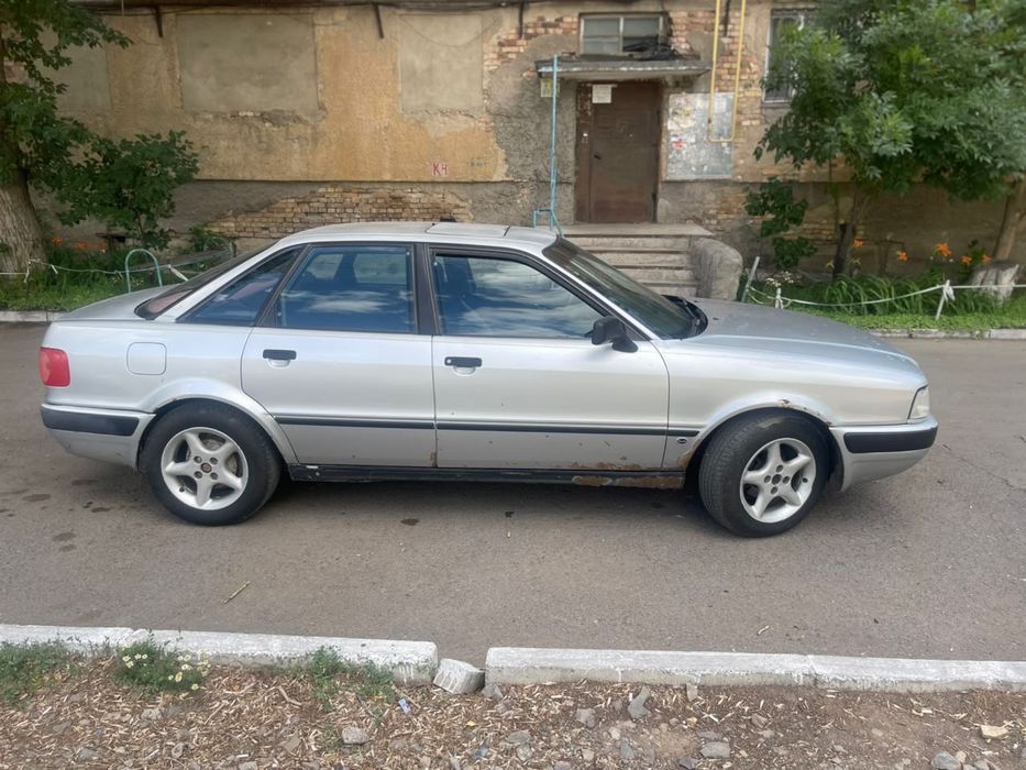 Машина Срочно Ауди 80