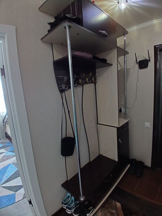 Продаётся прихожая