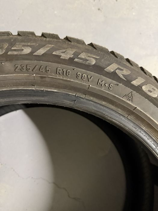 Гуми pirelli sottozero 3 ev 235/45 R18