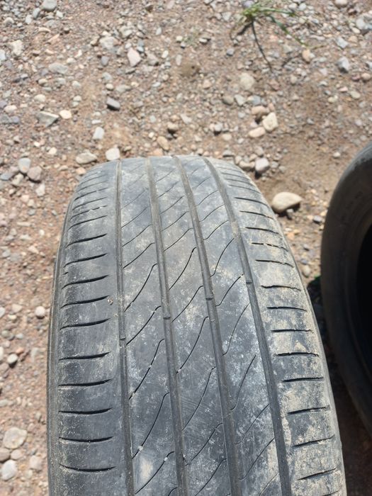 215 60 R16            .