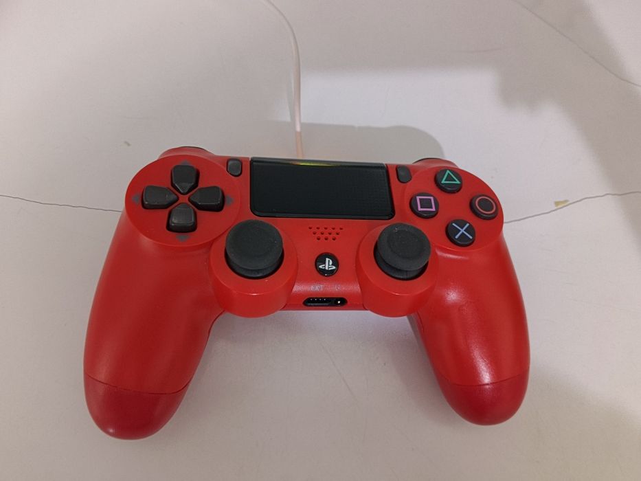 Геймпад Dualshock 4 красный, Sony PlayStation 4