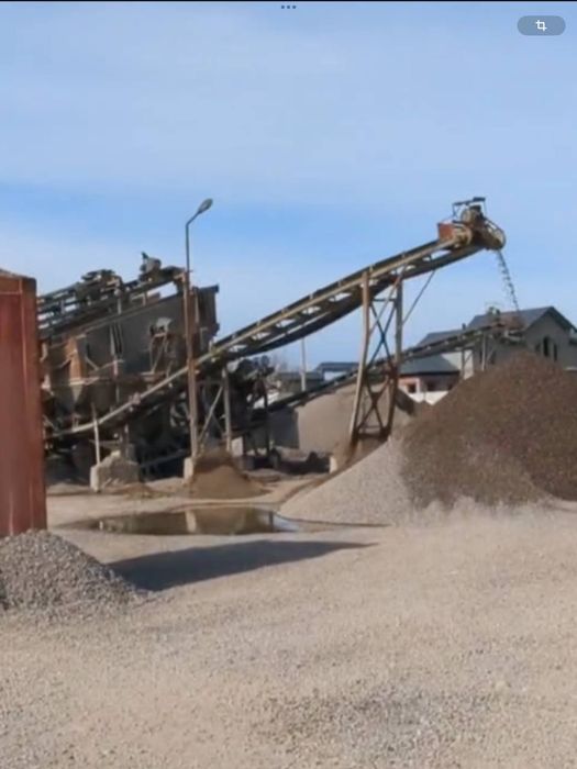 Действующий карьер с общей площадью 1 гектара. Кадастр. Чирчик. Срочно