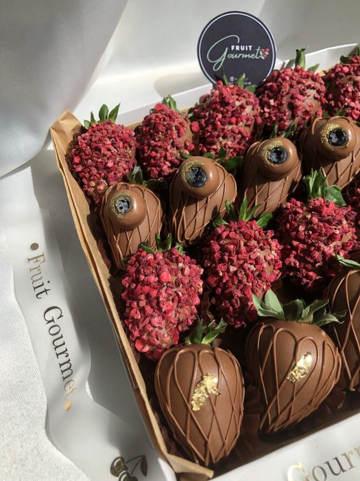 qulupnay shokolad Подарки Клубника в шоколаде