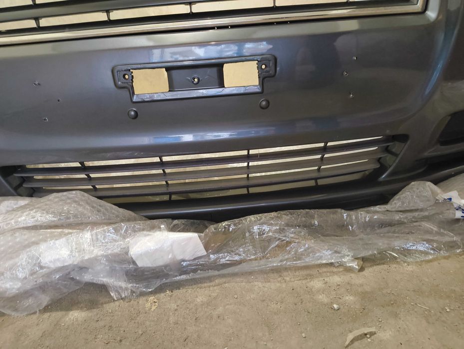 Предна Броня Тойота Авенсис 2006 Т25 (Toyota Avensis) на части