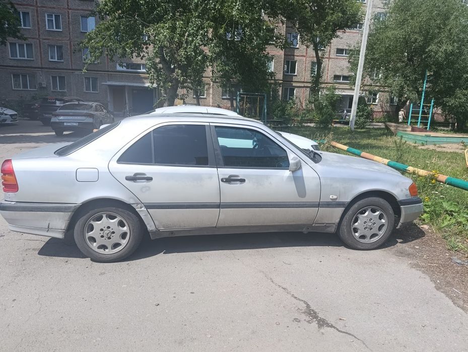 Продам Мерседес w202 c180